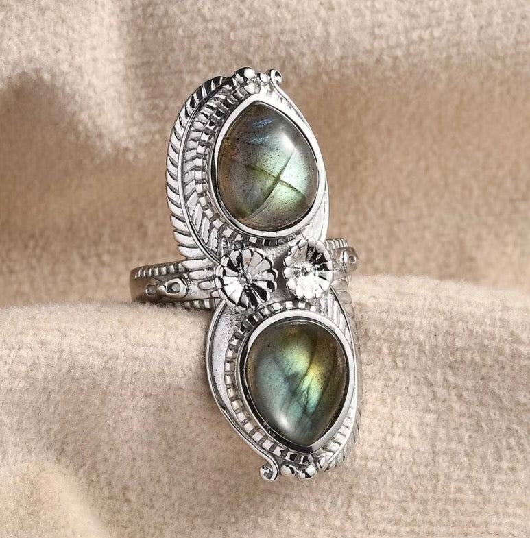 Labradorite 2 Stone Ring