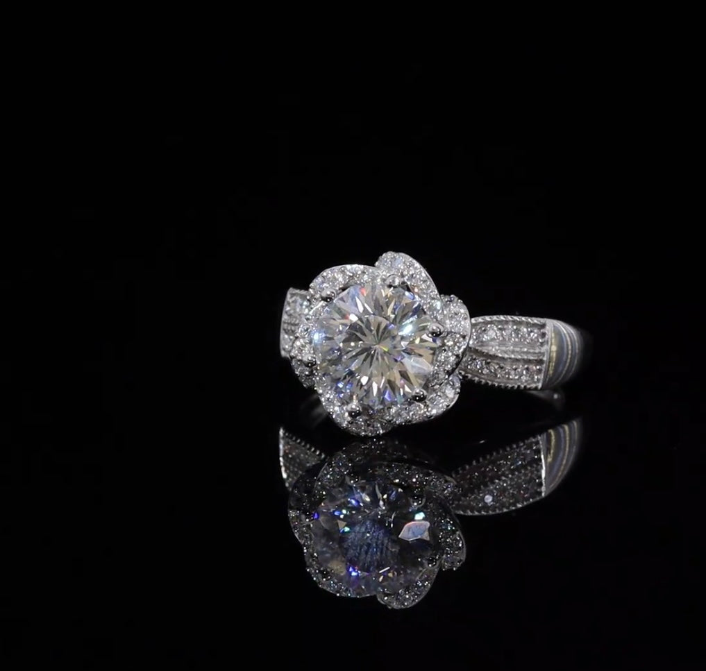 Moissanite Engagement Ring Crisantamo Cut