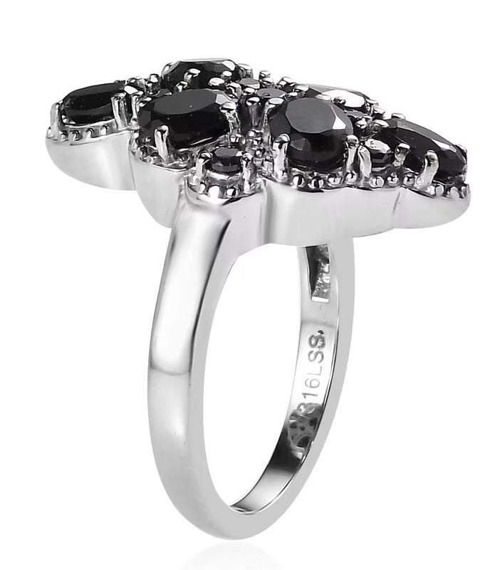 Thai Black Spinel Elongated Wave Ring