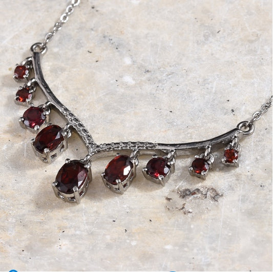 Mozambique Garnet Necklace