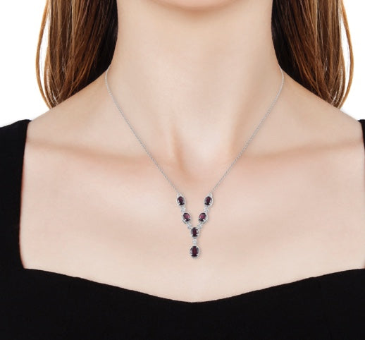 Mozambique Garnet Necklace