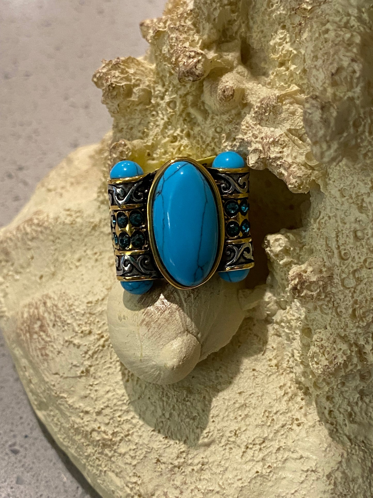 Blue Howlite & Austrian Chrystals Stainless Steel Ring