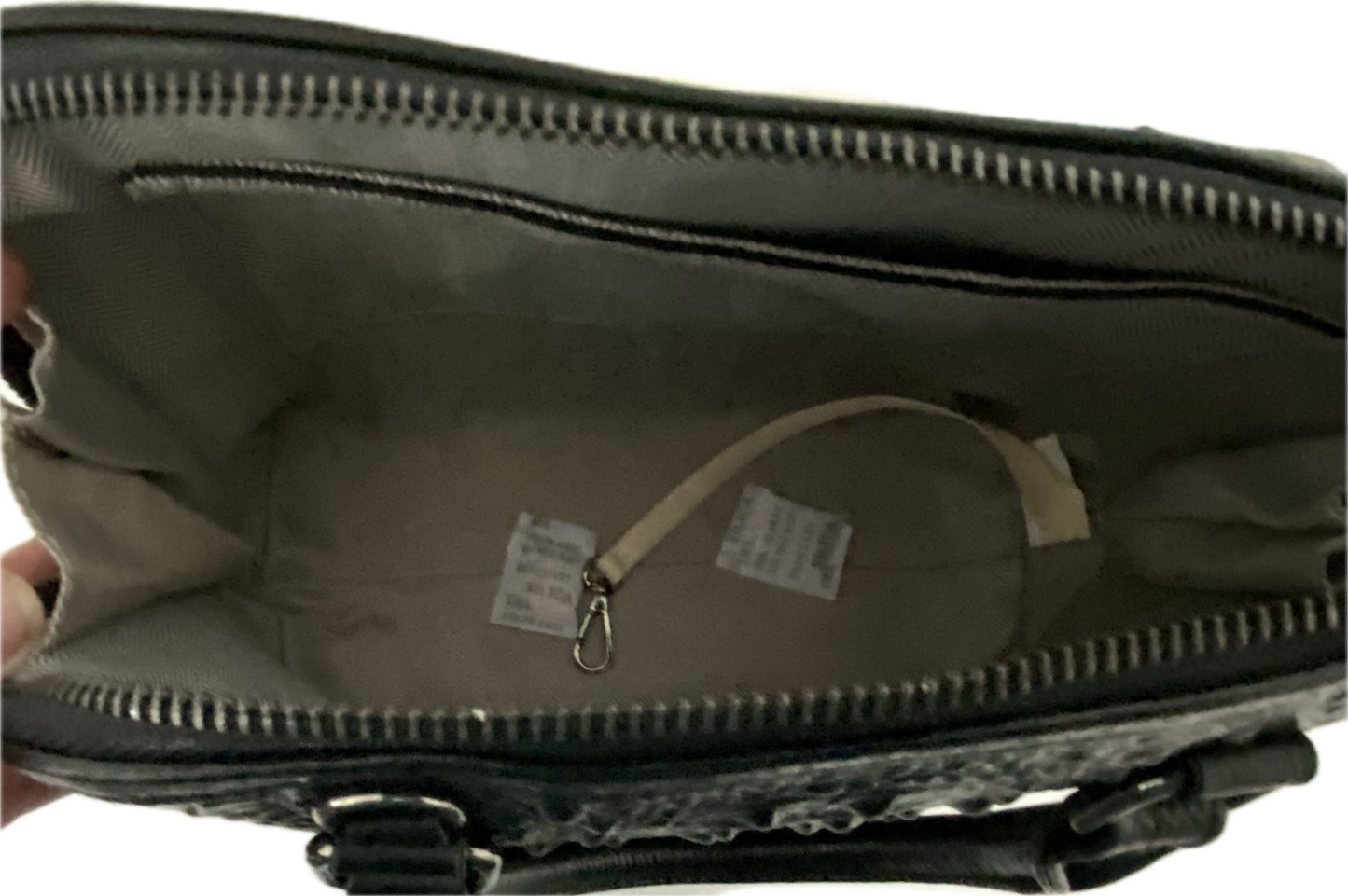 Crocodile Embossed Genuine Leather Crossbody / Handbag Black