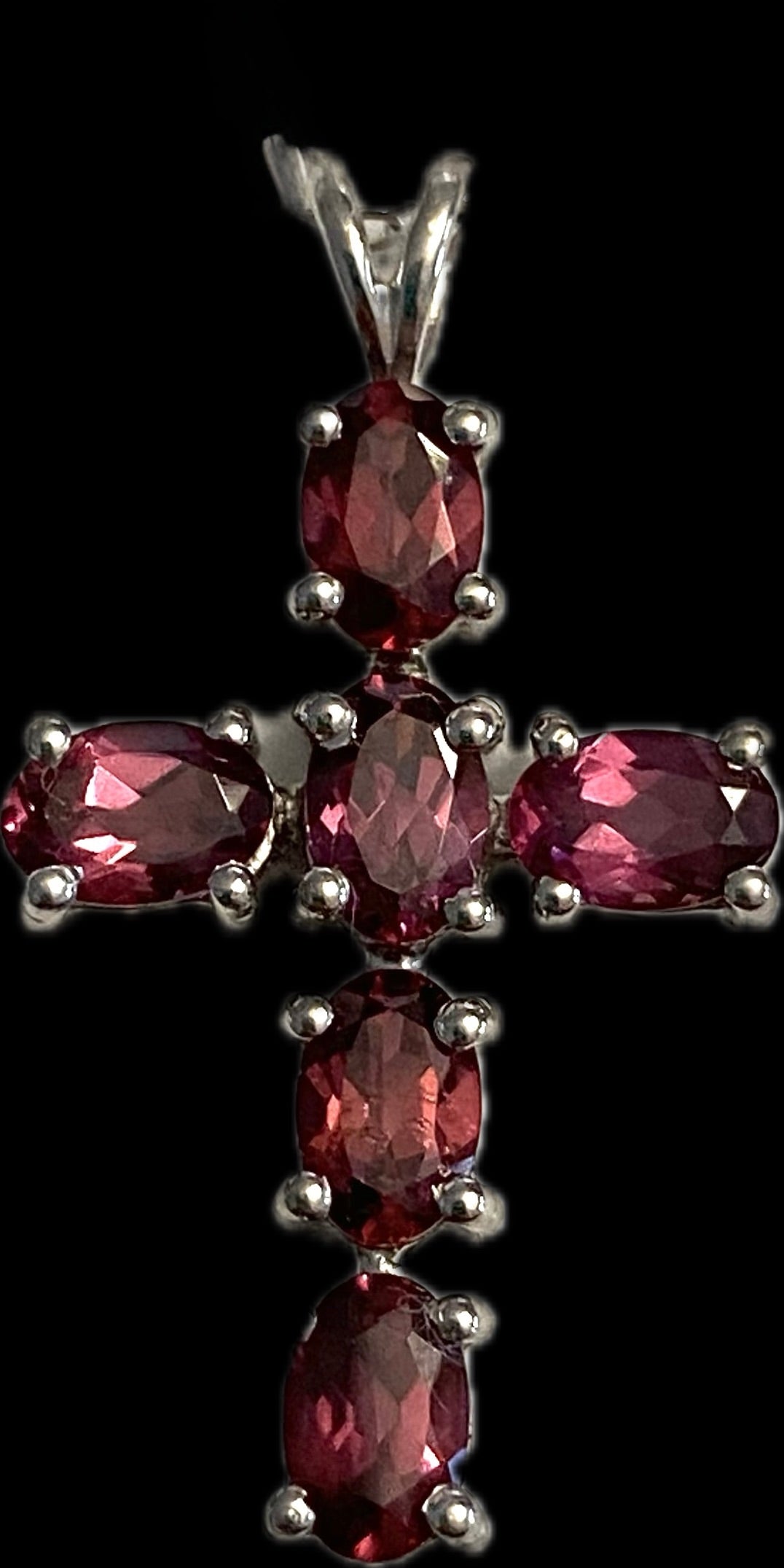 Orissa Rhodolite Garnet Silver Cross Pendant With Chain