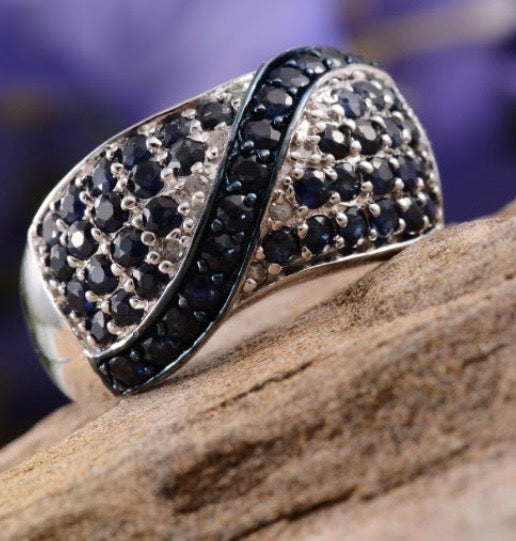 Kanchanaburi Blue Sapphire & Diamond Band Ring