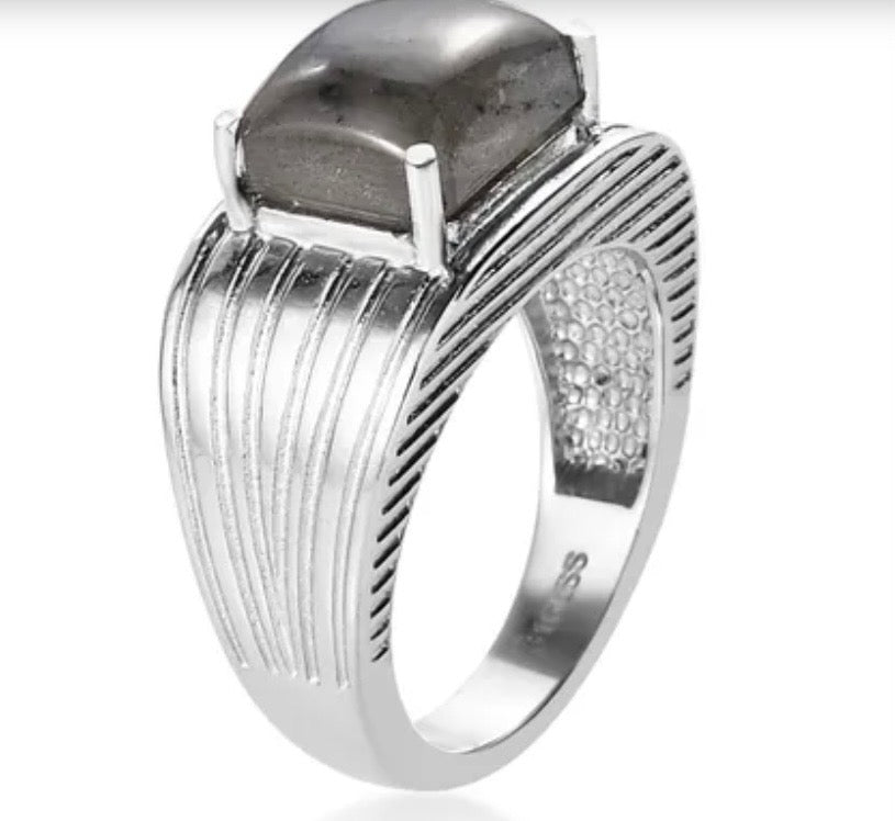 AAA Malagasy Labradorite Men's Ring